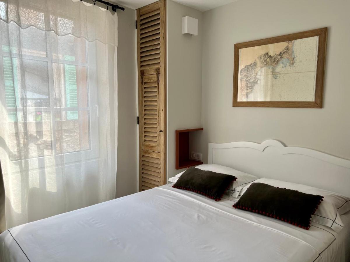 Bed and Breakfast Les Petits Volets 2 Антиб Экстерьер фото