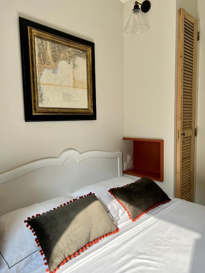 Bed and Breakfast Les Petits Volets 2 Антиб Экстерьер фото